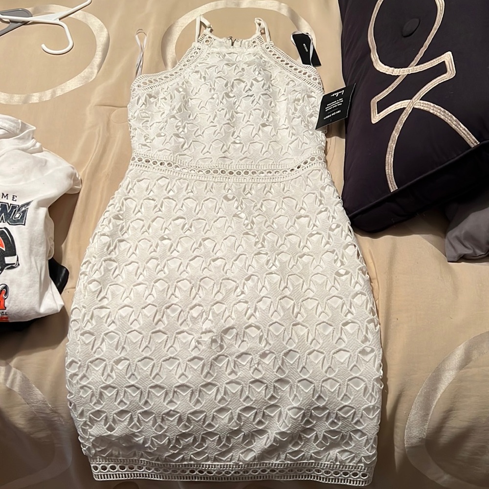 Never worn Lulu’s dress